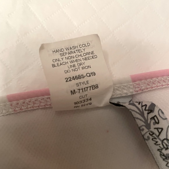 🔥 3/21 🔥Victoria’s Secret Luxe pink Striped Bikini Rampage bottoms only in Med - Picture 5 of 6